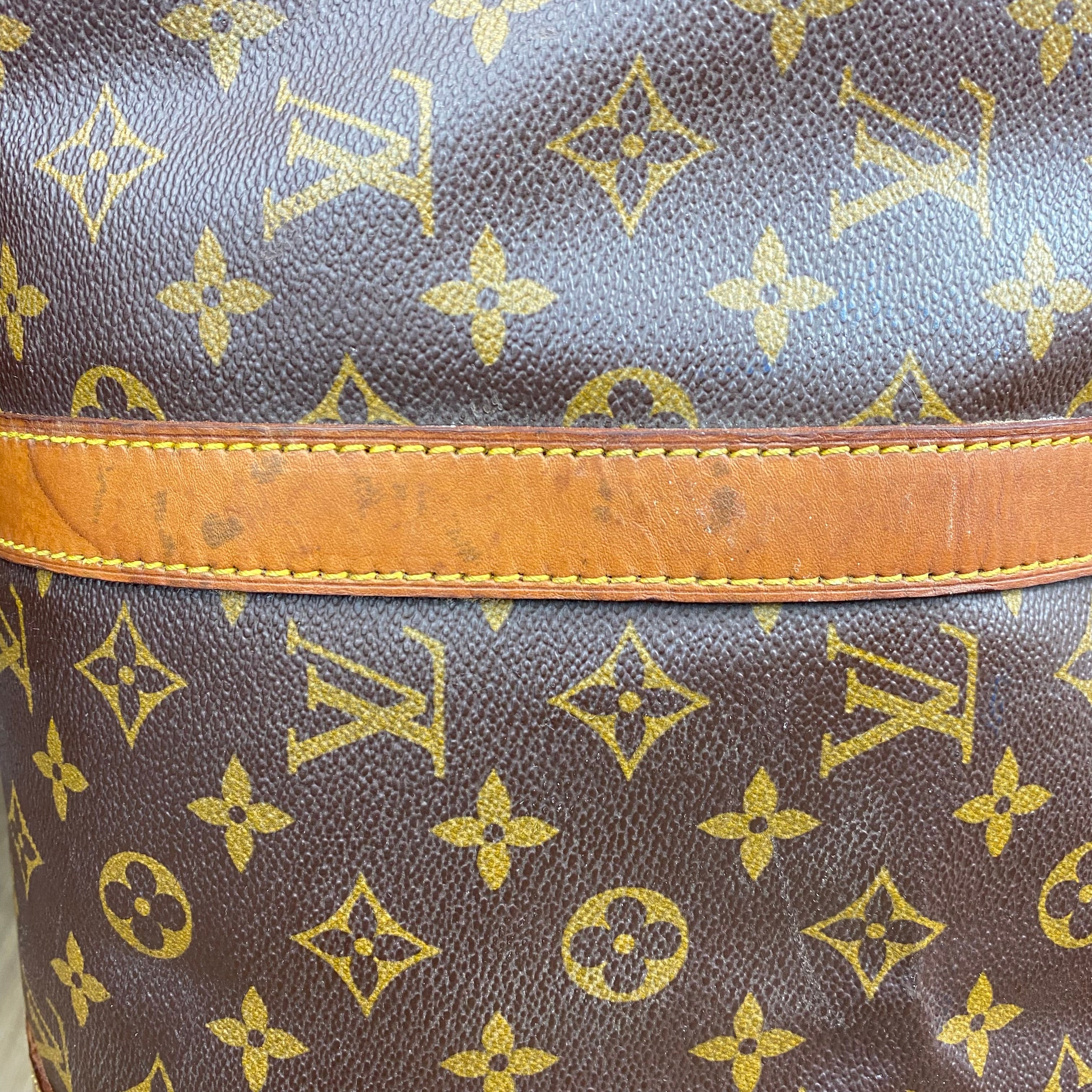 Louis Vuitton Keepall 50 Bandoulière