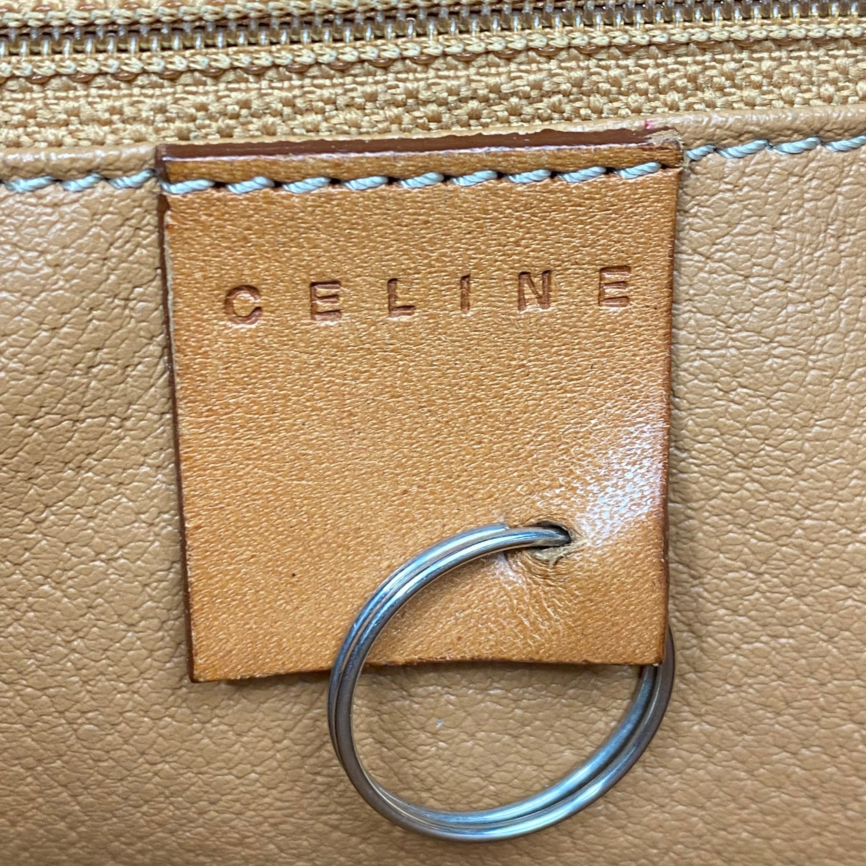Pochette Celine Vintage Macadam avec Dragonne