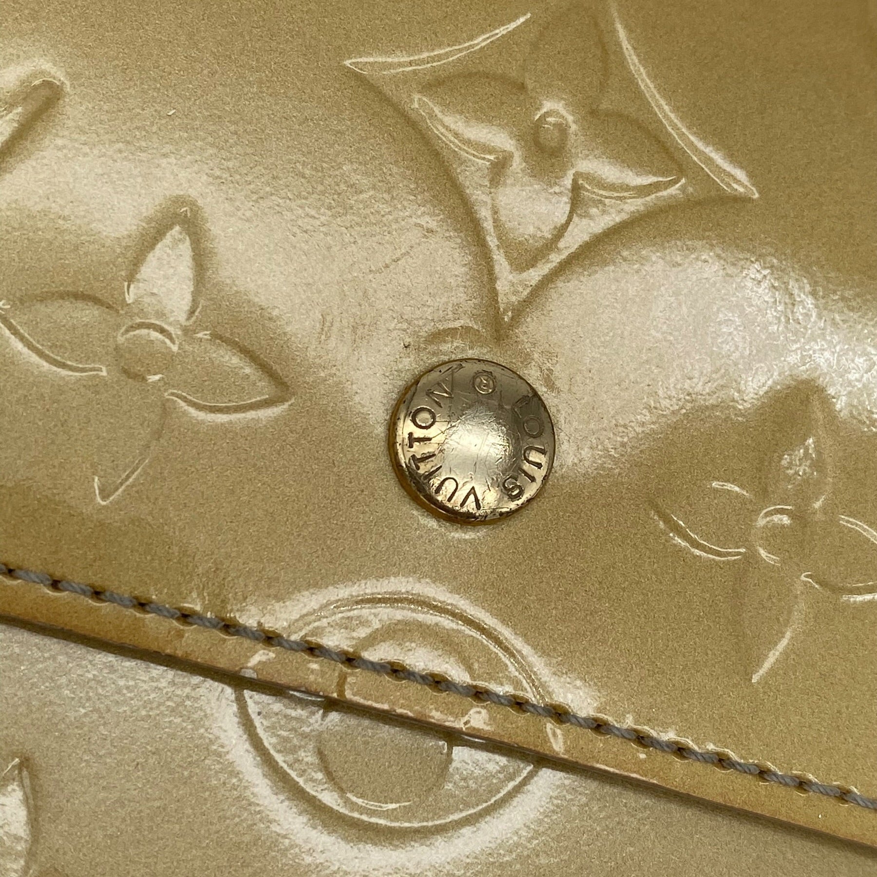 Portefeuille Louis Vuitton International Vernis dorée
