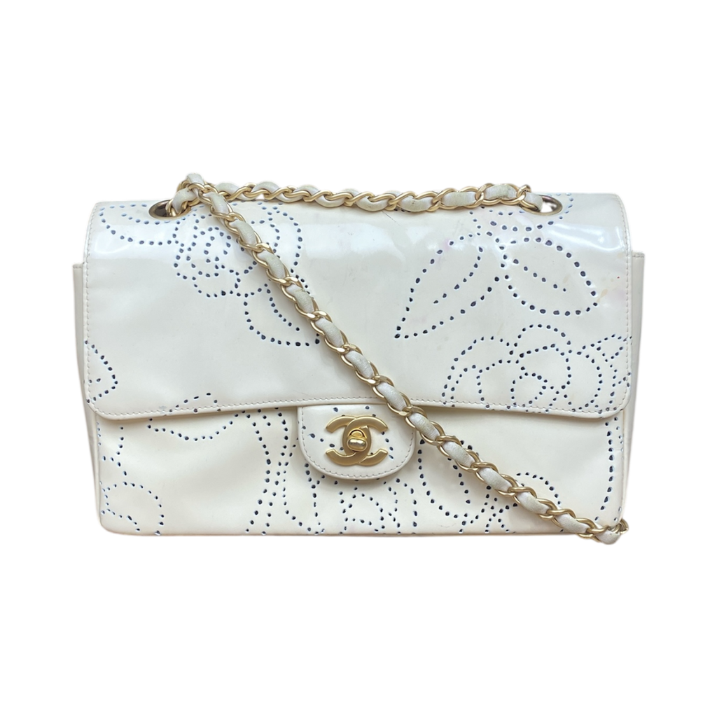 Chanel Timeless Flap Bag Camélia Crème vernis