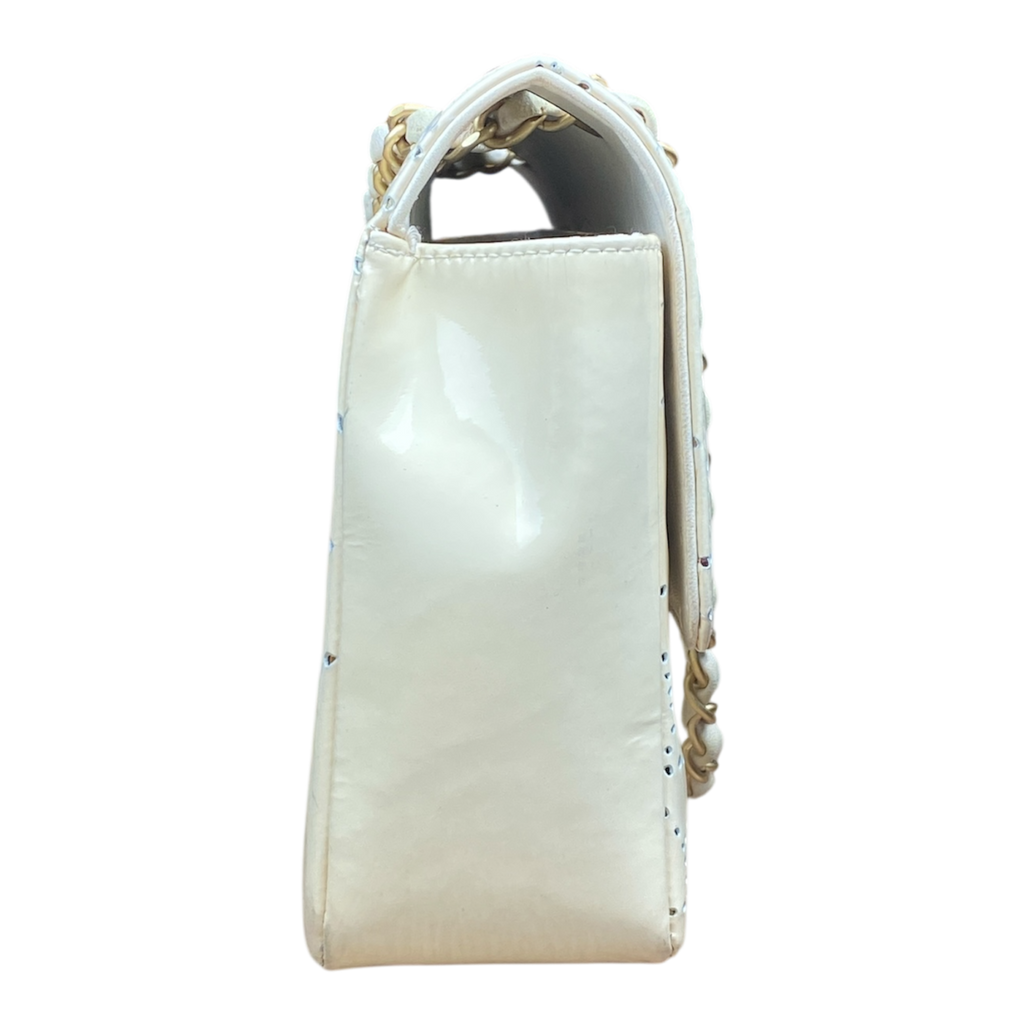 Chanel Timeless Flap Bag Camélia Crème vernis