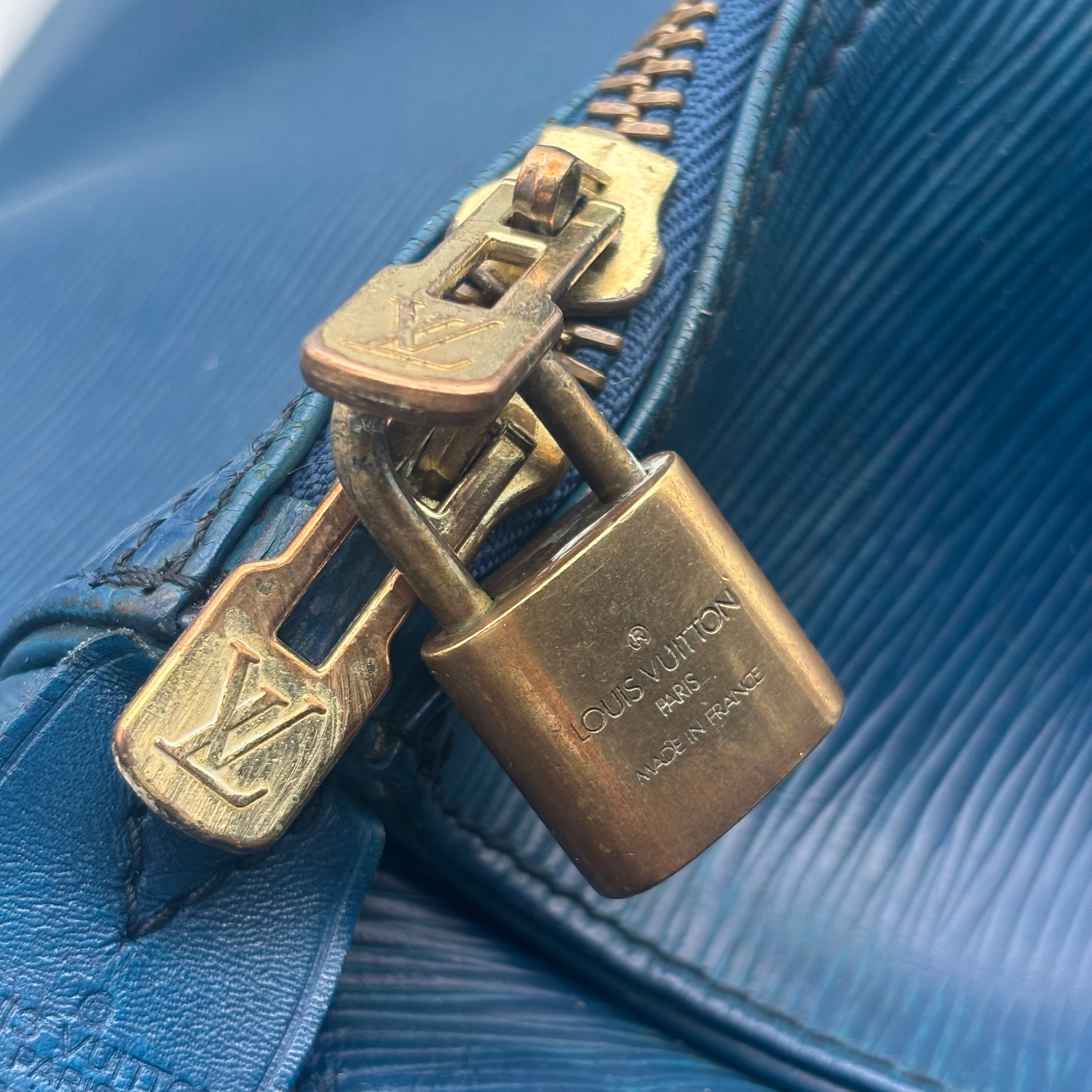 Louis Vuitton Keepall 55 Cuir Epi Bleu