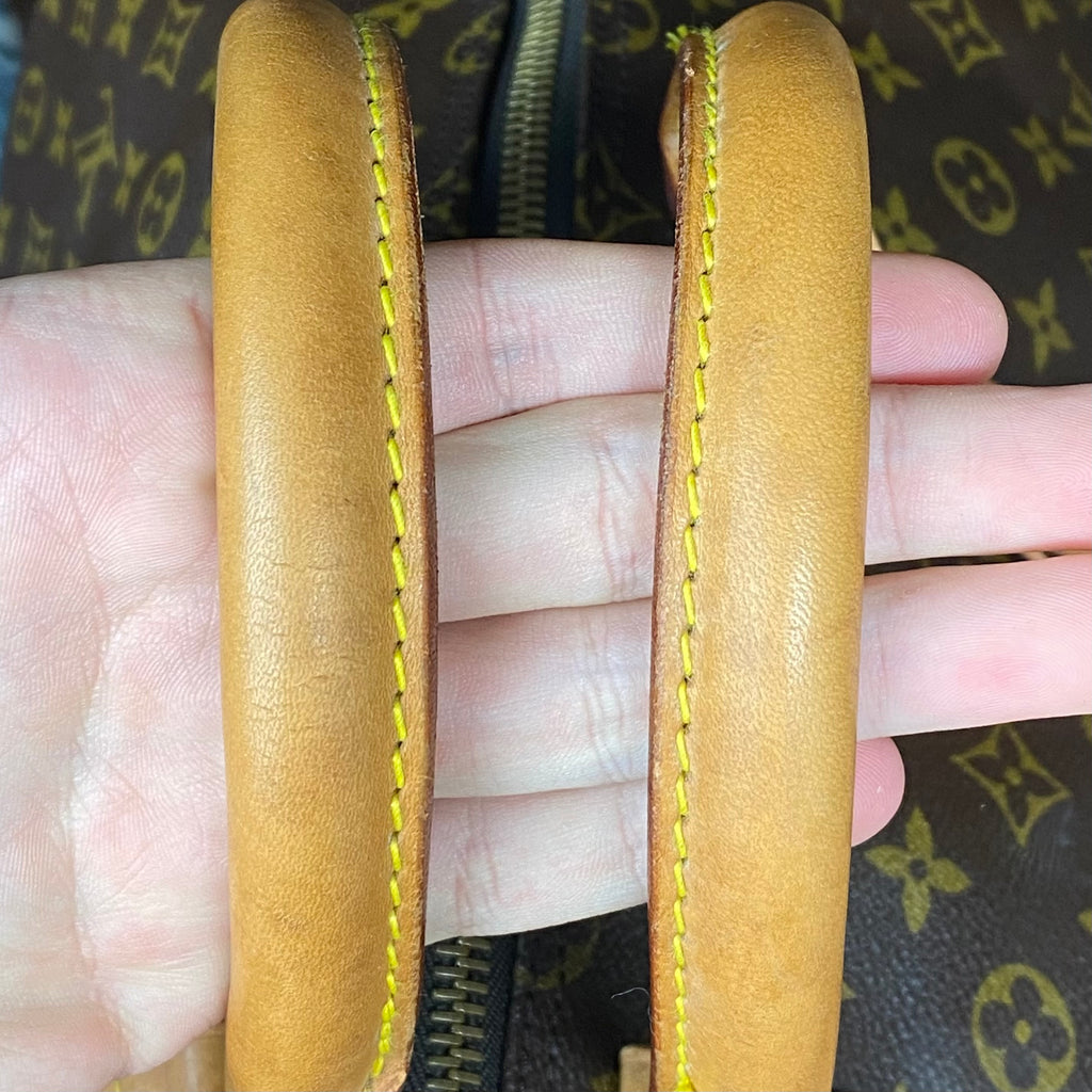 Louis Vuitton Keepall 55 Bandoulière - certifié entrupy