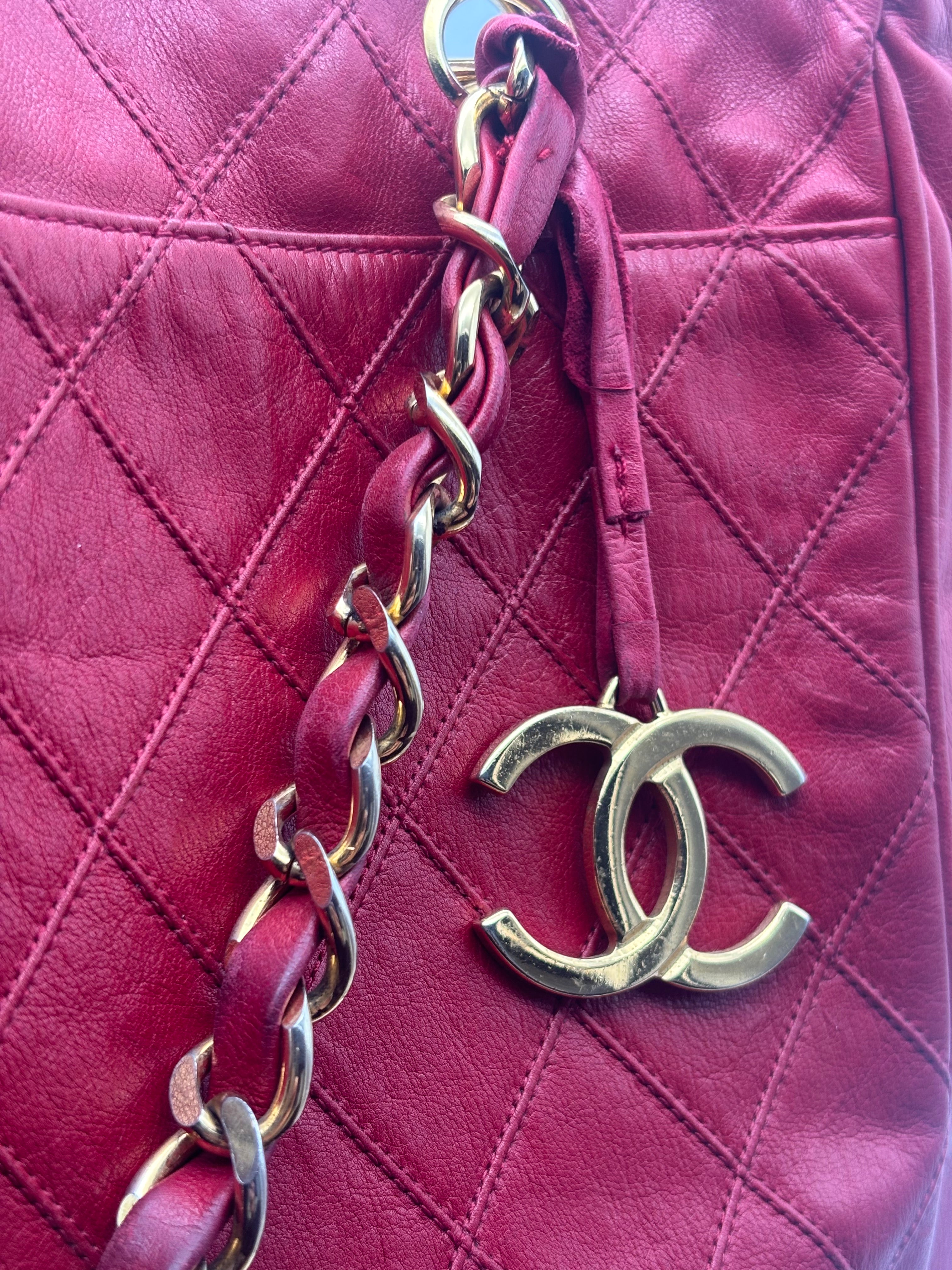 Sac Cabas Chanel Vintage Cuir d’Agneau Rouge Matelassé