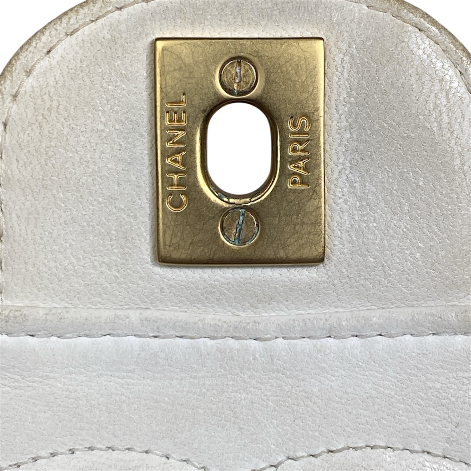 Chanel Timeless Flap Bag Camélia Crème vernis