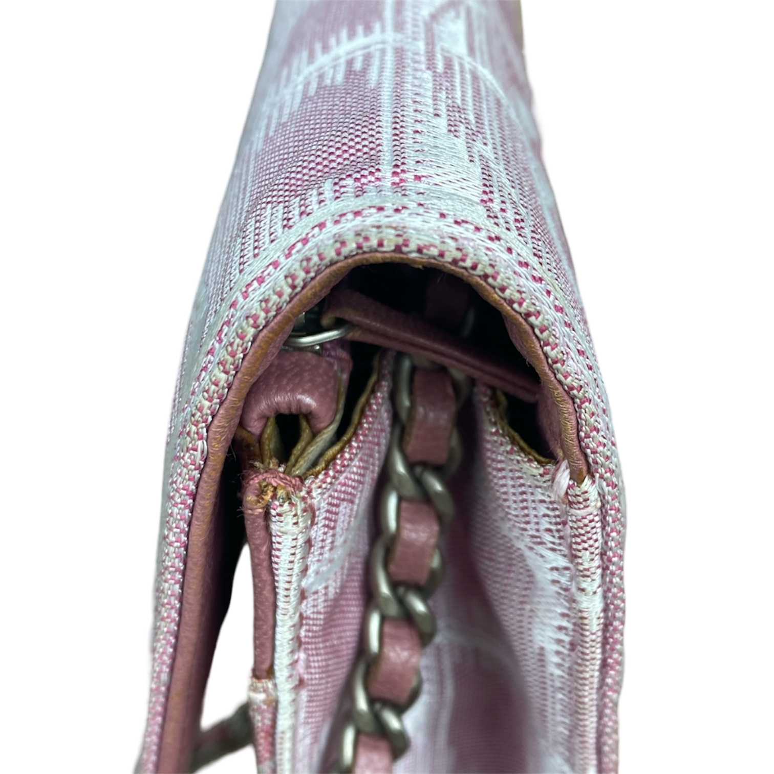 Chanel WOC — Toile Jacquard Rose