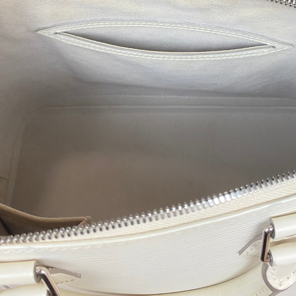 Louis Vuitton Alma PM Épi Blanc