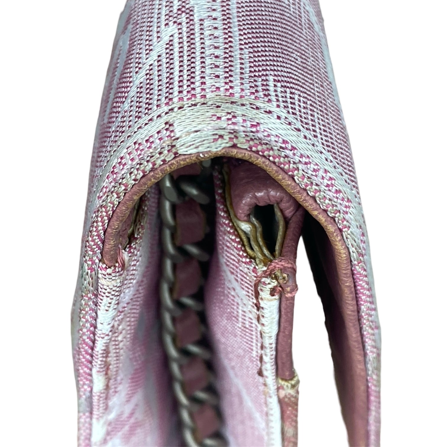 Chanel WOC — Toile Jacquard Rose