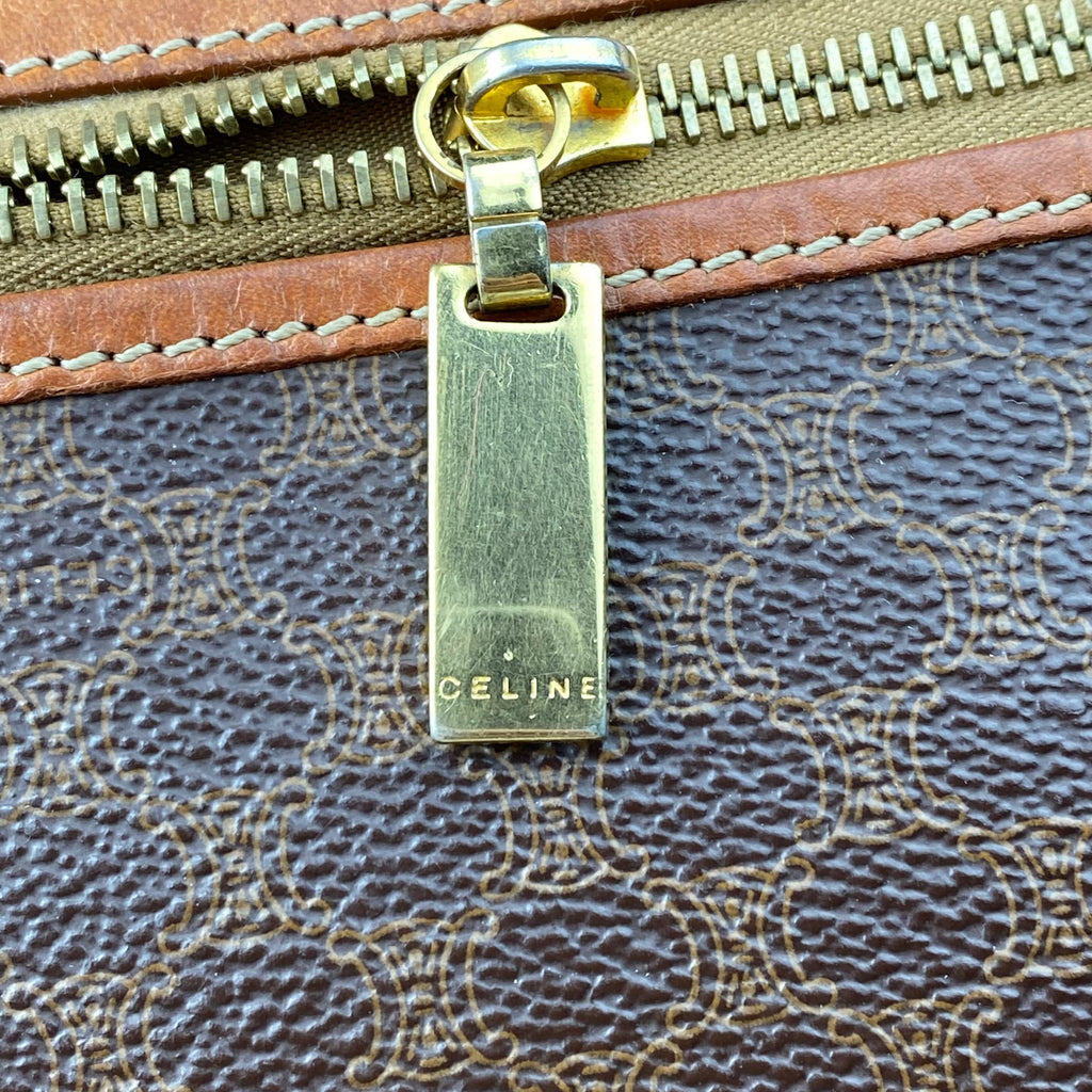 Pochette Celine Vintage Macadam avec Dragonne