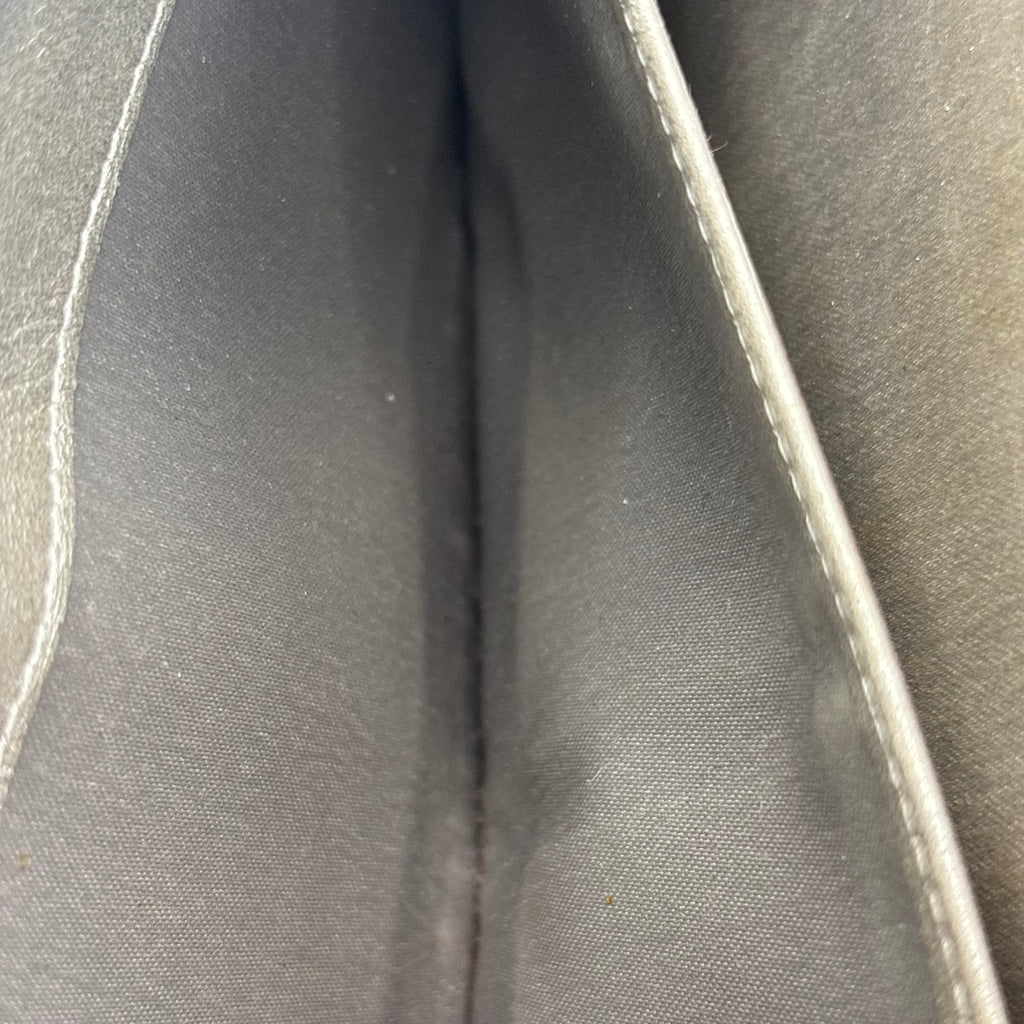 Portefeuille Zippé Chanel Camélia