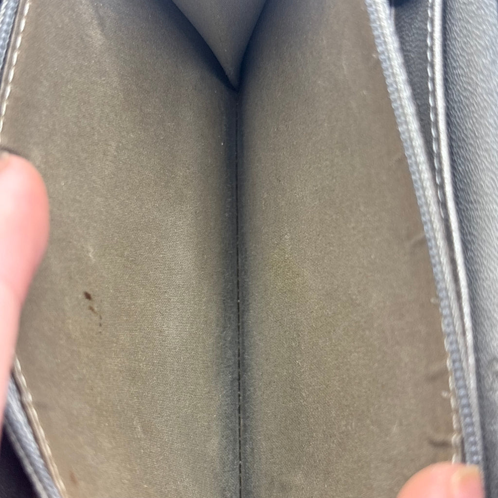 Portefeuille Zippé Chanel Camélia