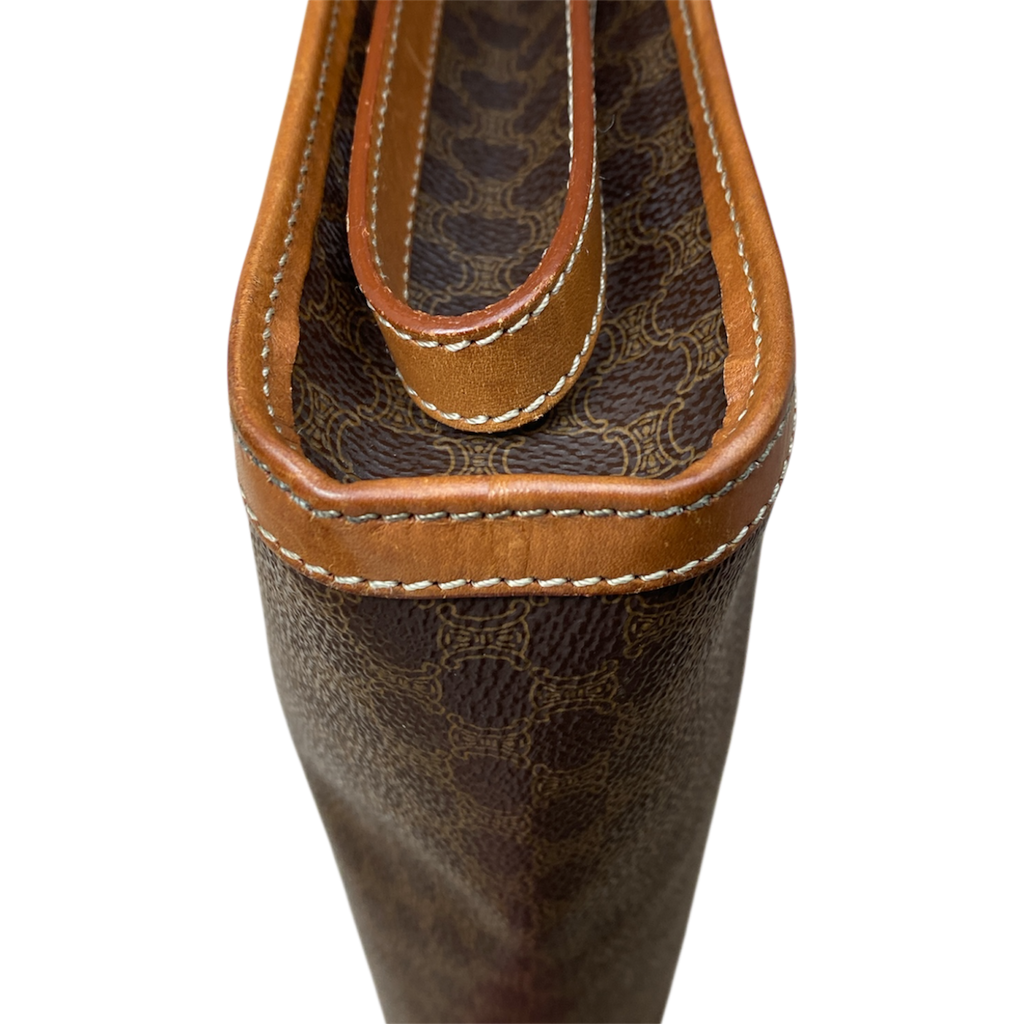 Pochette Celine Vintage Macadam avec Dragonne