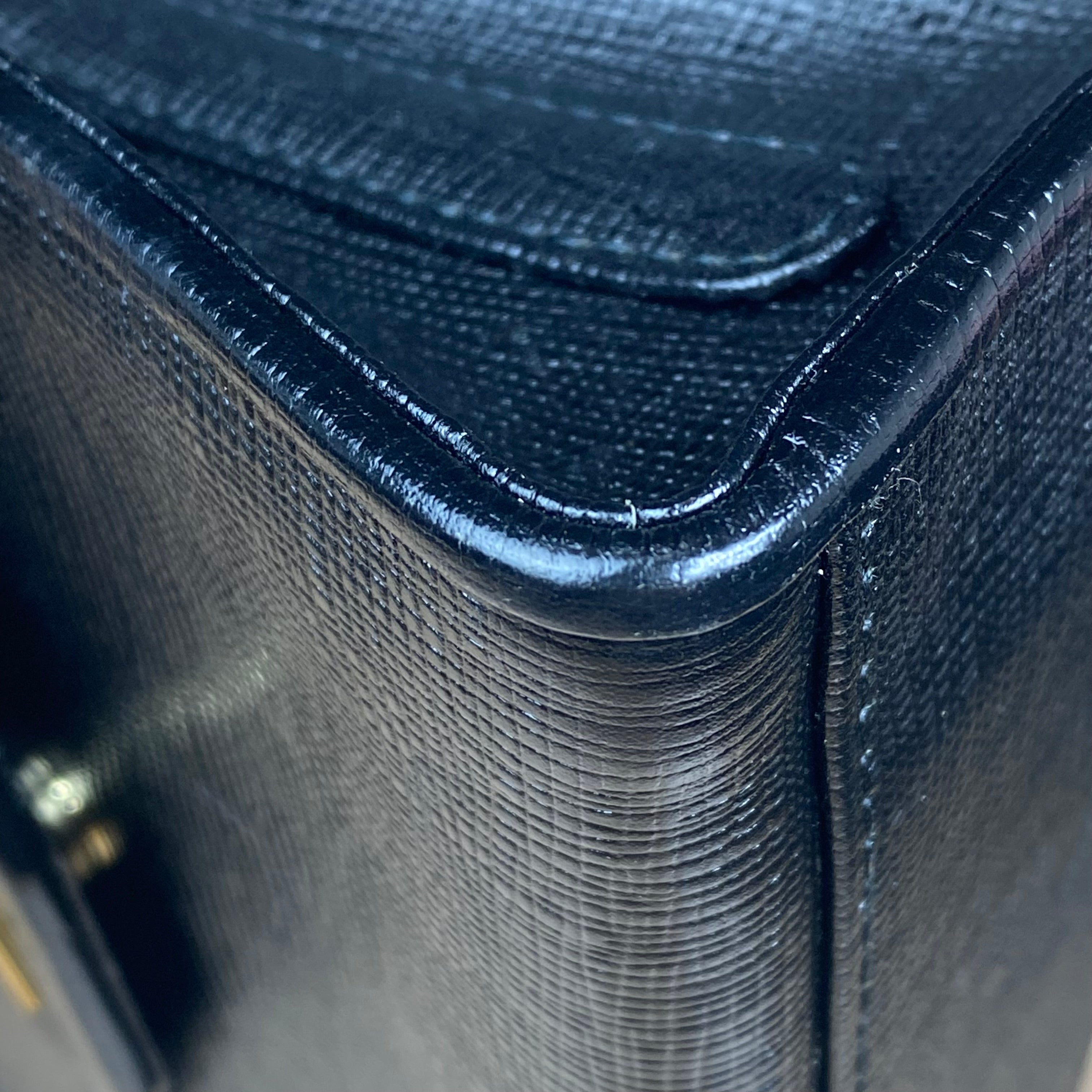 Sac Courrèges Trapeze — Cuir Texturé Noir