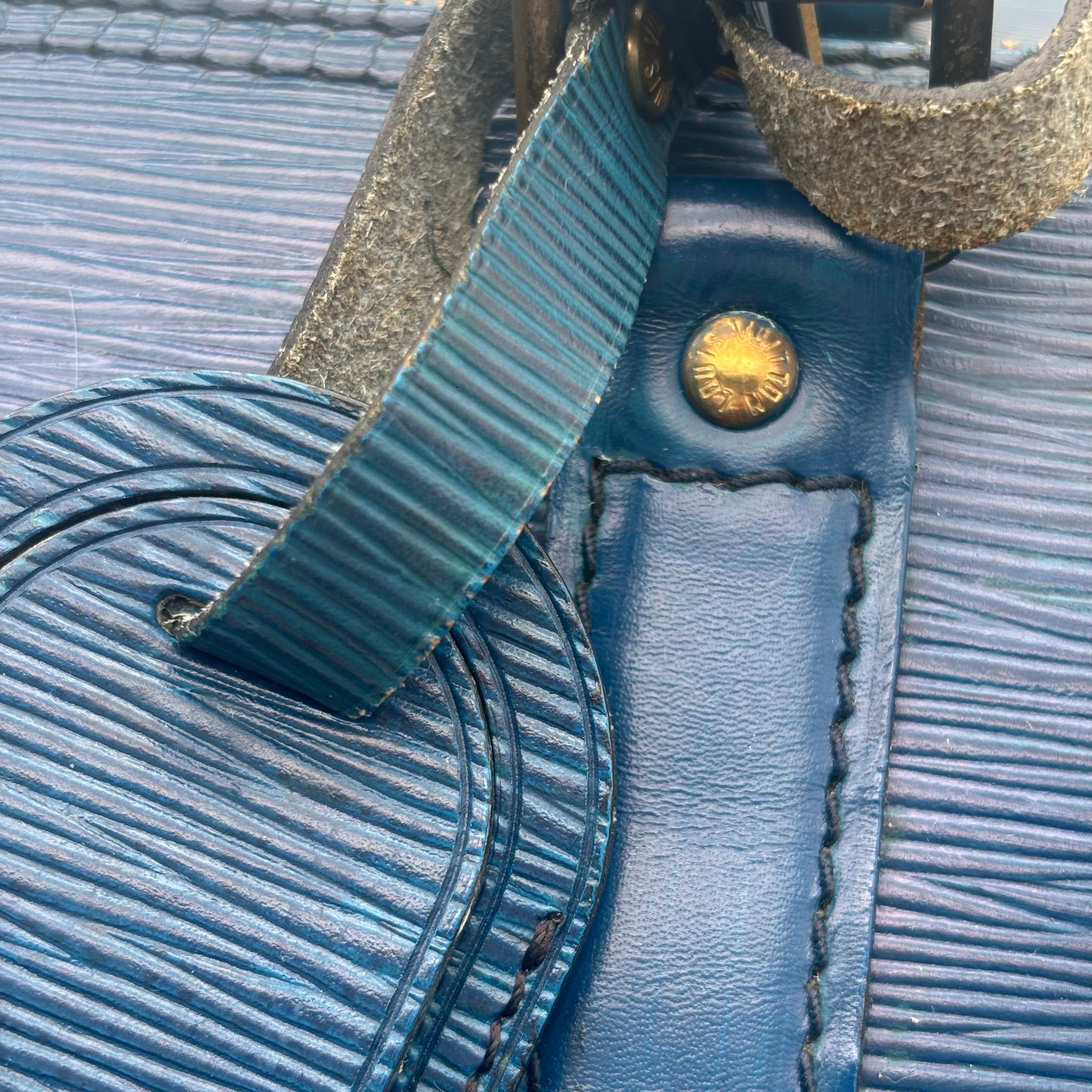 Louis Vuitton Keepall 55 Cuir Epi Bleu